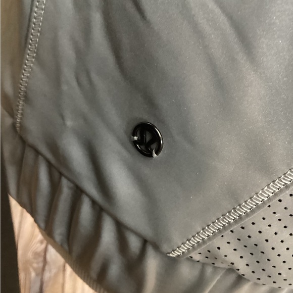 Lululemon Bright Bomber jacket - Picture 9 of 10
